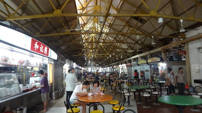 マックスウェルフードコート風景