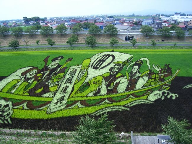 　そして、「七福神」<br /><br /><br />龍の背中に七福神の乗った船があるという感じですね。<br /><br /><br />