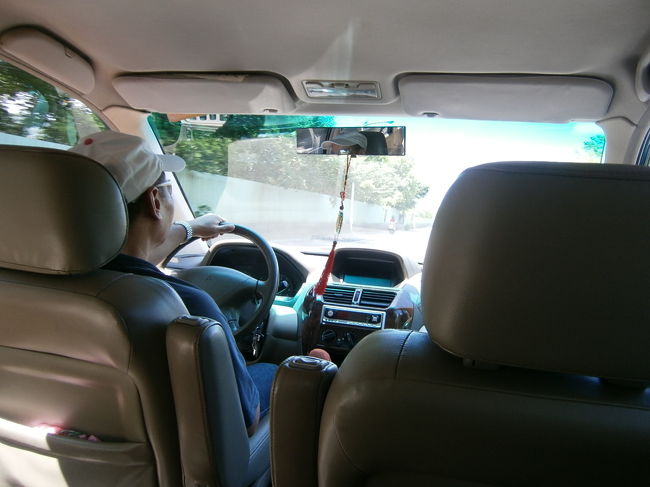 我らの劉兄(りょうしょん)の運転です。