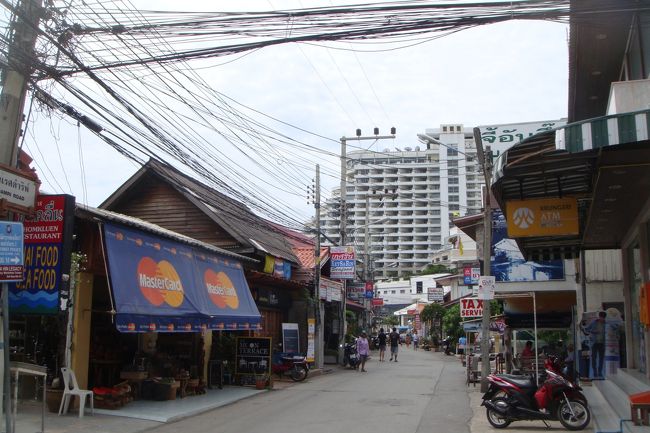 ホアヒンの海沿いの街並み