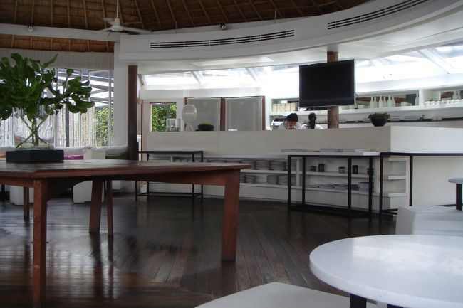 ホテル内のカフェ２