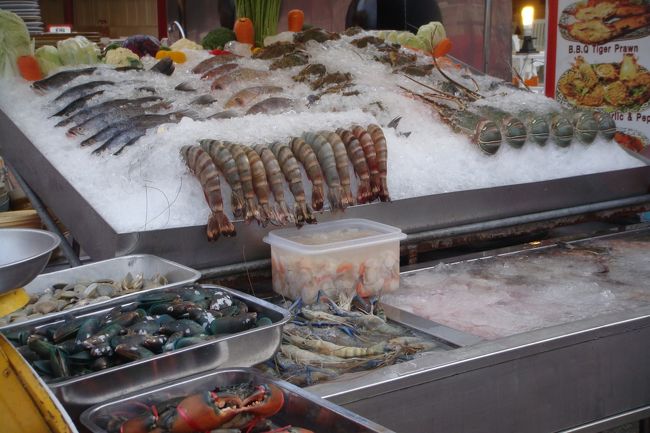 新鮮なシーフード<br /><br /><br />えびのデカさにビビった！！