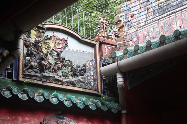 1541年に建てられたそうで、歴史が感じられます。