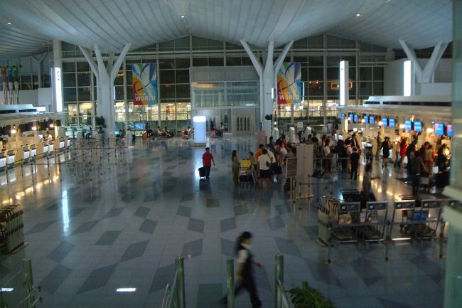 羽田国際線ターミナル<br /><br /><br />実は初めて利用したの(^^ゞ<br />