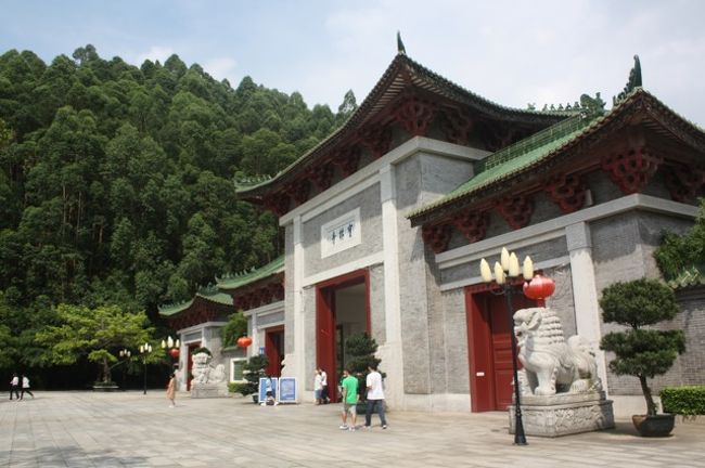 その後は車で15分ほどの宝林寺に行きました。