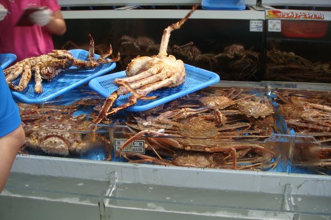ここ機張の市場はカニで有名なんです。