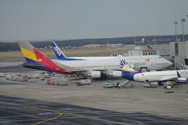 フランクフルト空港到着<br /><br />敵機発券（笑）<br /><br />でも乗りたい！！