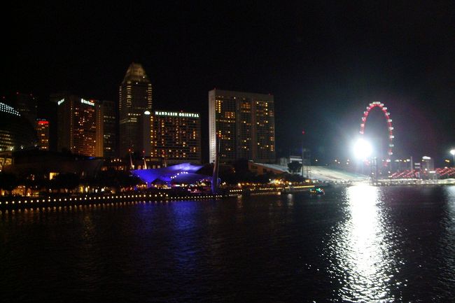 シンガポール　フライヤー<br /><br /><br />これは日本の方が勝った気がする。<br /><br /><br />ちょっと中途半端(^^ゞ<br />