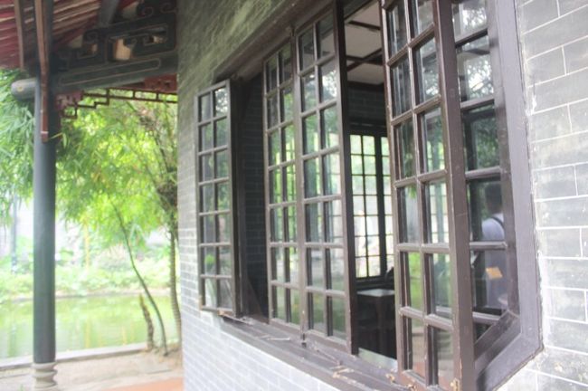 大好きなカラーのガラスは見つからなかったな。ちょっと時間が足りなくて探検不足な感じもあります。