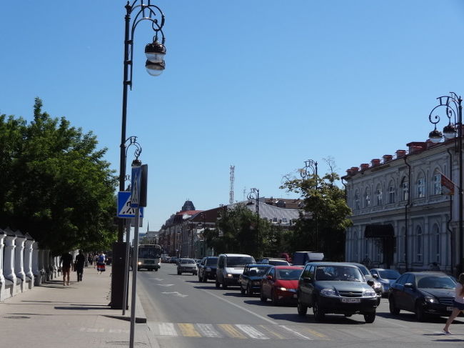 その後、オレッグの案内で<br />中心街へ