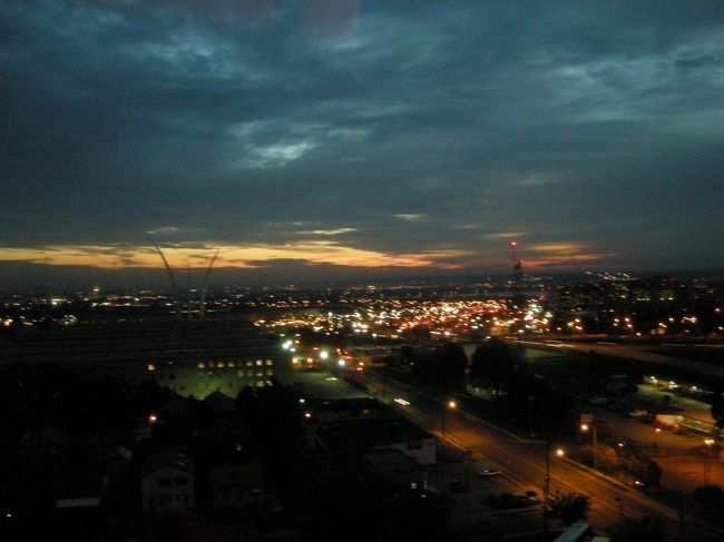 ホテルのエグゼクティブラウンジからみたペンタゴンの朝焼け