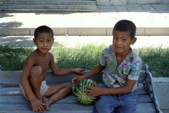 悪兄弟（多分）<br /><br />亀田兄弟を思い出すとのコメントもらいました