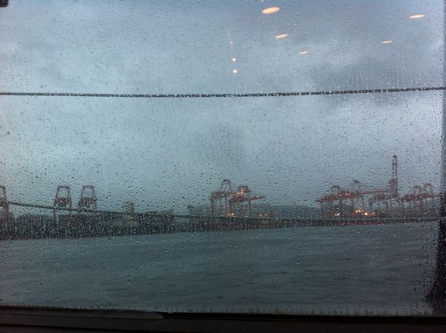 なんてしてるうちにあっという間に釜山到着。