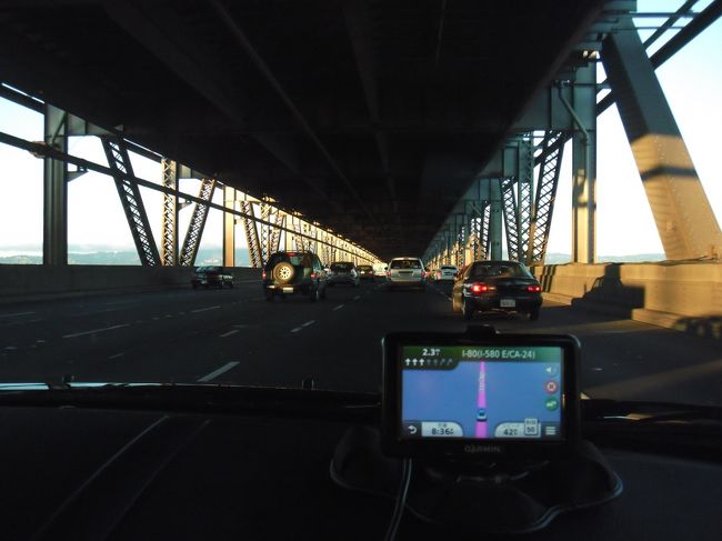 ナビでみると海の上を渡っていることが実感できます。