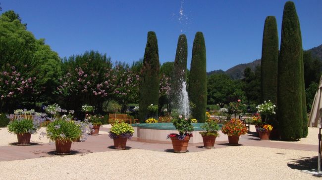 噴水も花壇も素敵！
