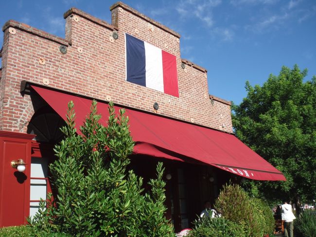 ◆レストラン　Bouchon<br /><br />有名なレストラン。<br /><br />入るかどうか迷いましたが、あまりお腹がすいていないため<br />今回は見送り。<br /><br />