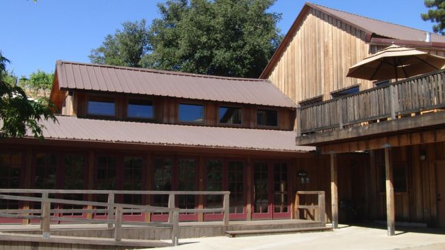 ◆Ridge　ワイナリー<br /><br />ワイン通の人には有名なワイナリーだそうです。