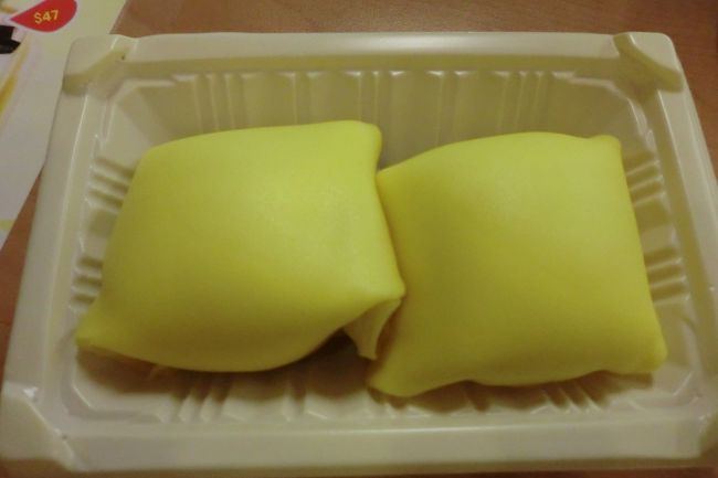 早速部屋に荷物を置くと、行動開始。ＭＴＲでチムまで行き、満記でマンゴーパンケーキを食べました。あっさりしていて美味。ママが注文したのに、下の子に食べられてしまいました・・・。