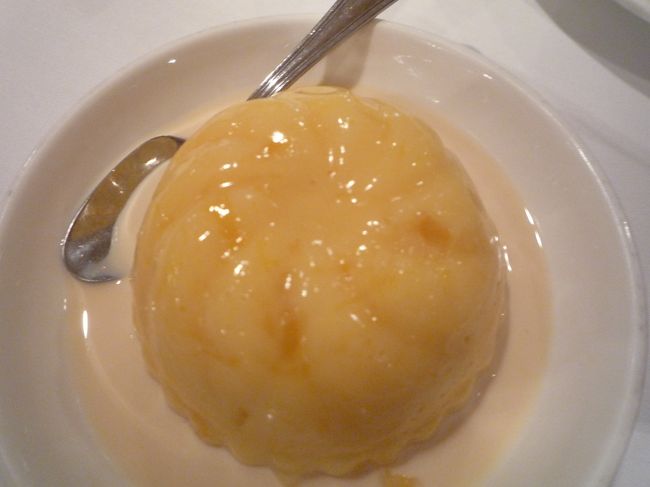 ちょっと大雑把な感じのマンゴープリン