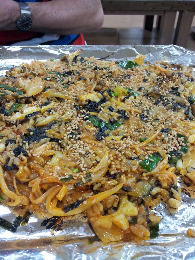 〆のやきめし。<br />あわび入りで贅沢。お腹いっぱいだったのですが、あまりに美味しかったので意地で完食。