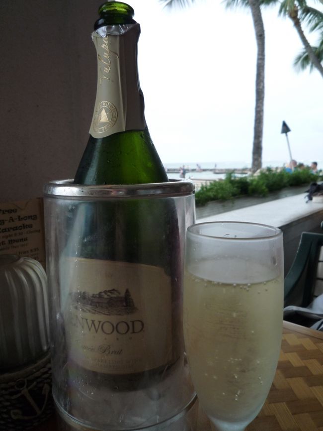 気を取り直して、まずはハワイに来れたことに乾杯☆