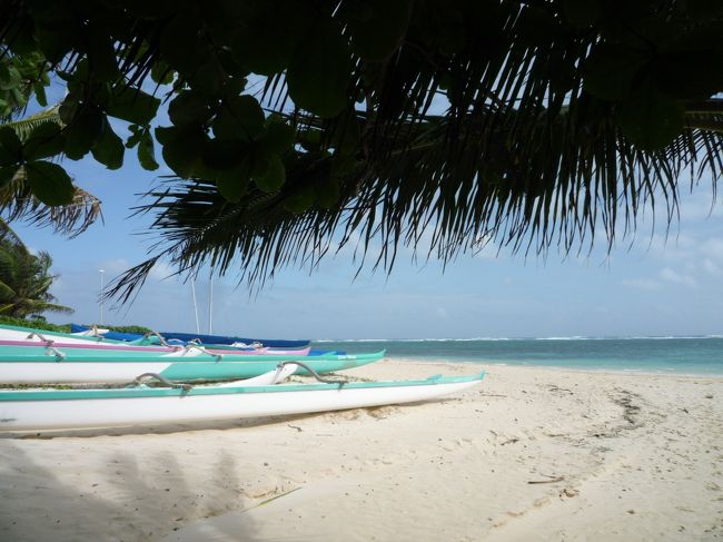 わーおぉぉぉぉ！<br />眩しぃーーーー！<br />超キレイ〜☆<br />ラニカイは『天国のビーチ』って言われてるんだって。<br />わかるぅ！