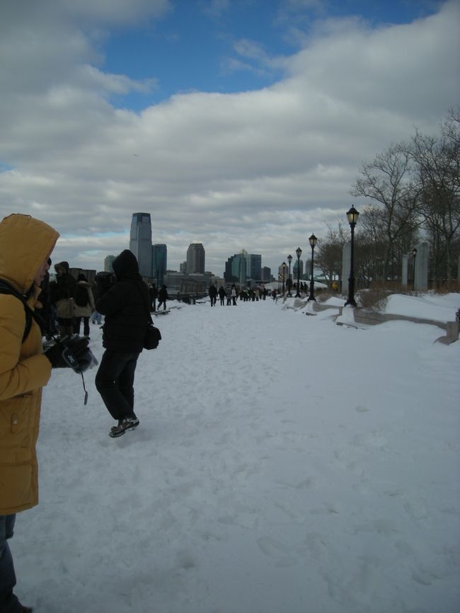 いい天気だけど雪がすごい<br />バッテリーパーク