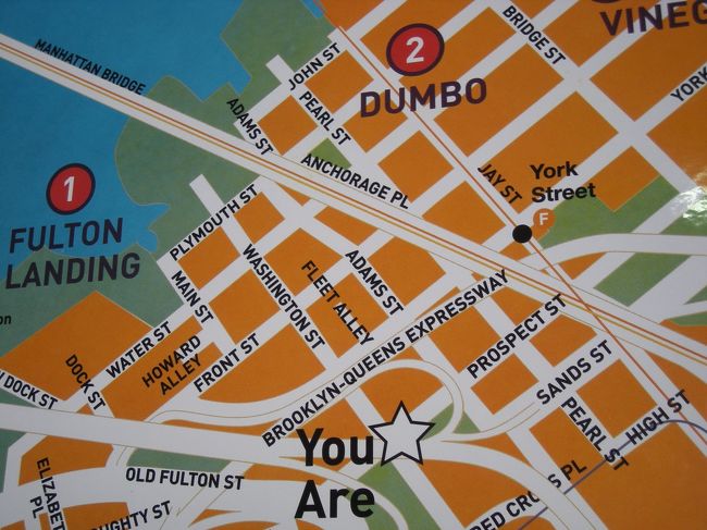 シーポートからブルックリンへ。<br />ブルックリンブリッジは帰りのほうがいいというアドバイスを受けて、行きは地下鉄でイン。<br /><br />YOU ARE HERE!<br />YES, I WAS THERE!