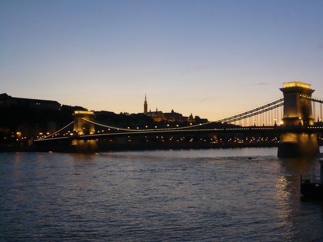 20時15分過ぎ？ようやく点灯〜。