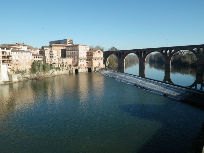 橋のこっちからも、