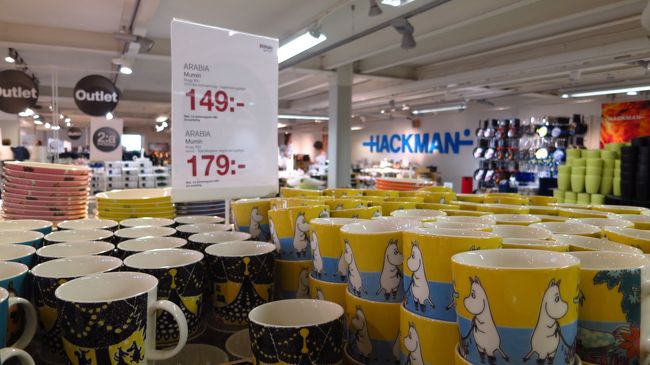 iittala以外にもロールストランドとかアラビア、お鍋のハックマンとかフィンランド系のブランドが揃っています。<br /><br />こちらは馴染みがあるので、がぜんやる気が出ました。<br />昨日NKデパートで売ってたのと同じものも発見！