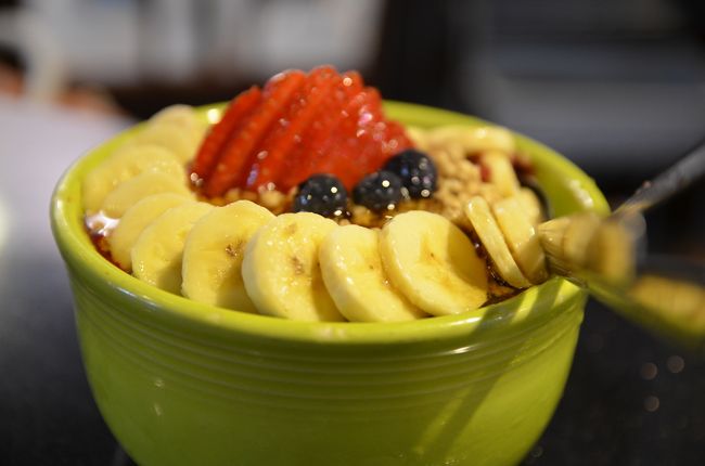 ・・・今人気のアサイ・ボウルを・・