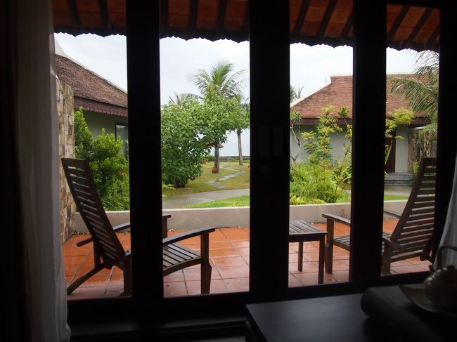 リビングからテラスを