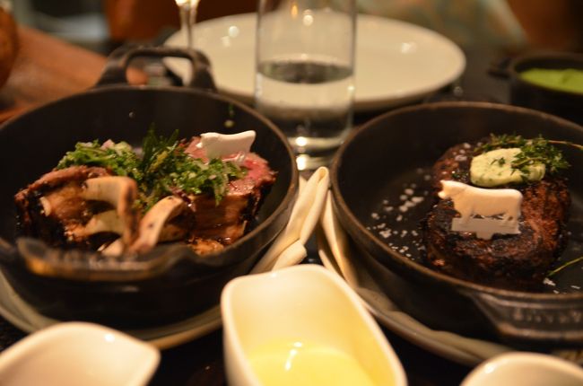 さすがに１，１００ｇの巨大ステーキは遠慮しましたが・・・