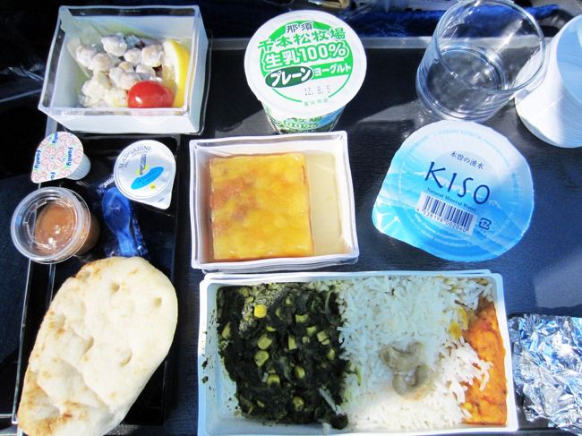 シンガポール航空のインディアンヴェジミール。往路からインド気分を盛り上げる。