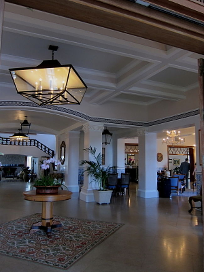 イグアスでのバカンスも終了。（ホテルのロビーです）