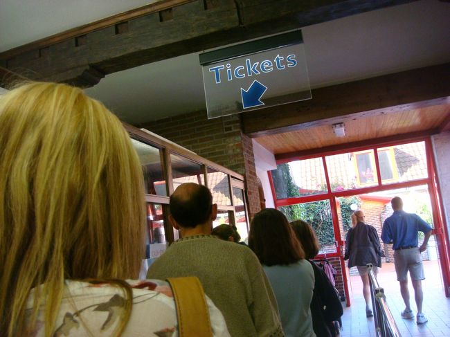 運河クルーズをすることに。