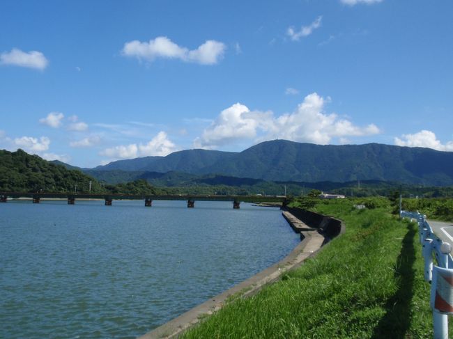 今日は参宮線、走ってこないな〜。