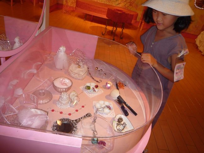 二日目には　恒例のハーモニーランドを満喫。