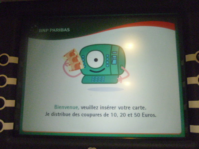 BNPパリバのマスコットくん、拡大。