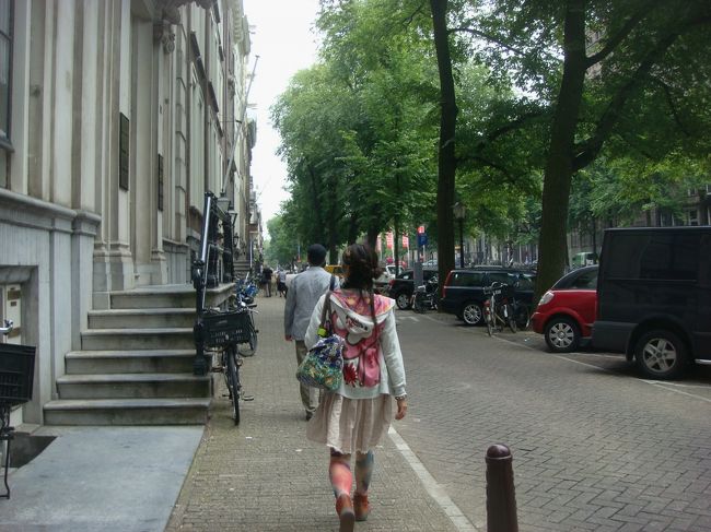 地番が建物に書いてあるので、結構探しやすい。