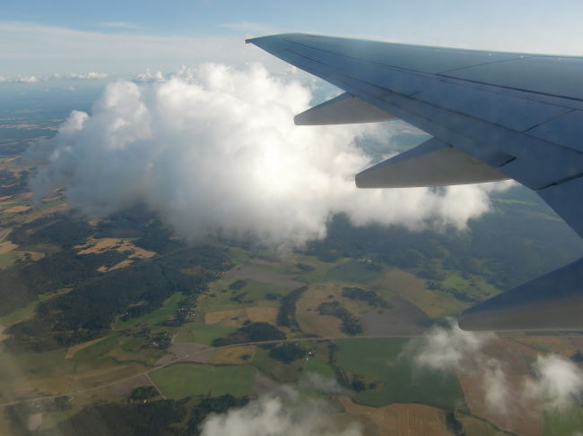 ストックホルムからオスロまでは、ずっとこんな感じの景色。<br />のどかである。<br />