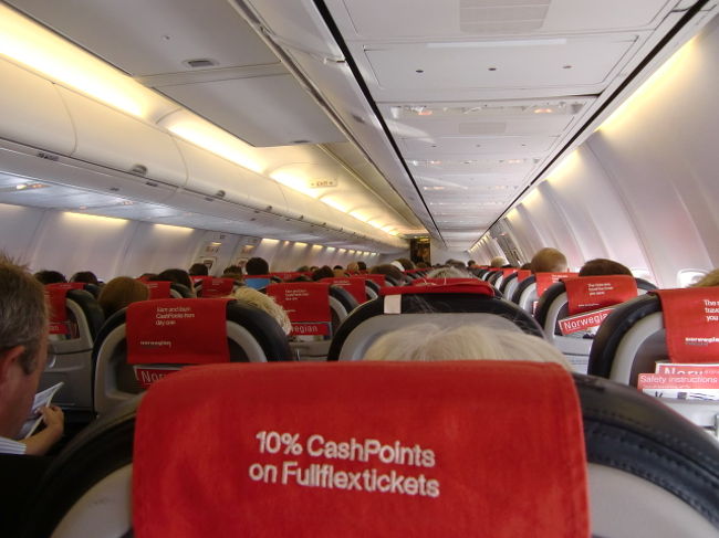 機内はまずまず清潔。<br />