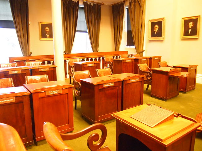 あまり華美なところはなく、こじんまりしたシンプルな感じでした。