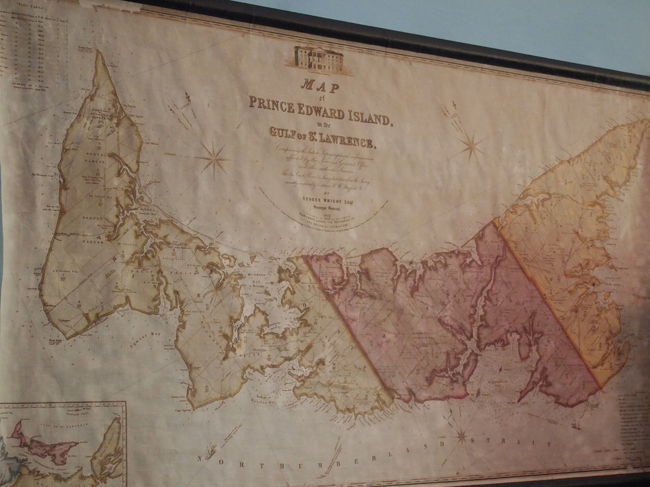 紙が黄ばんで歴史を感じるプリンスエドワード島の地図。