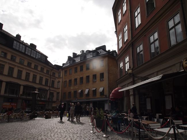 鉄の広場に出ました