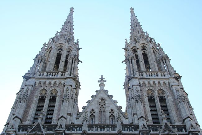 ネオゴシックって、イタリアのゴシックのリヴァイヴァル。<br />18世紀にイギリスで始まった運動らしい。