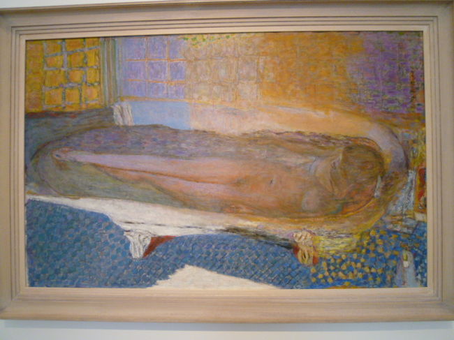 黄色、裸婦が特徴のボナール。<br /><br />モデルはずっと（60代まで）奥さんだったとか。へえ〜。