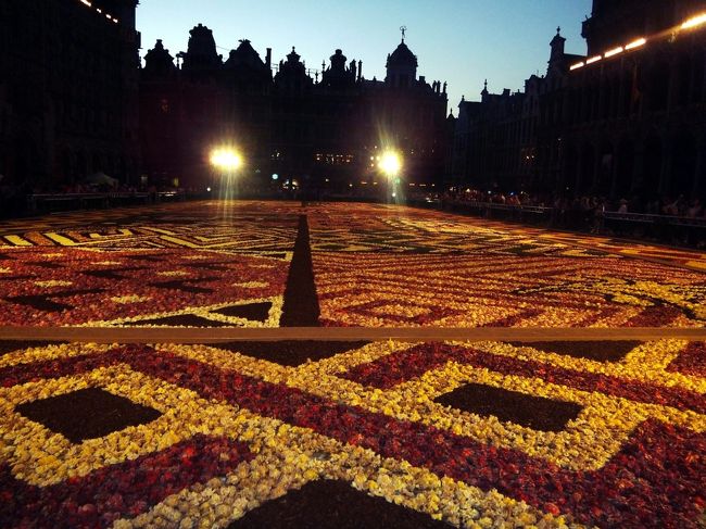 暗くなって来たけど、ノーフラッシュで撮ったと思います。