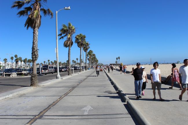 なんでしょう、自転車に乗ってるだけなのに楽しいです♪<br />自転車に乗ってるだけなのに幸せ♪<br /><br />